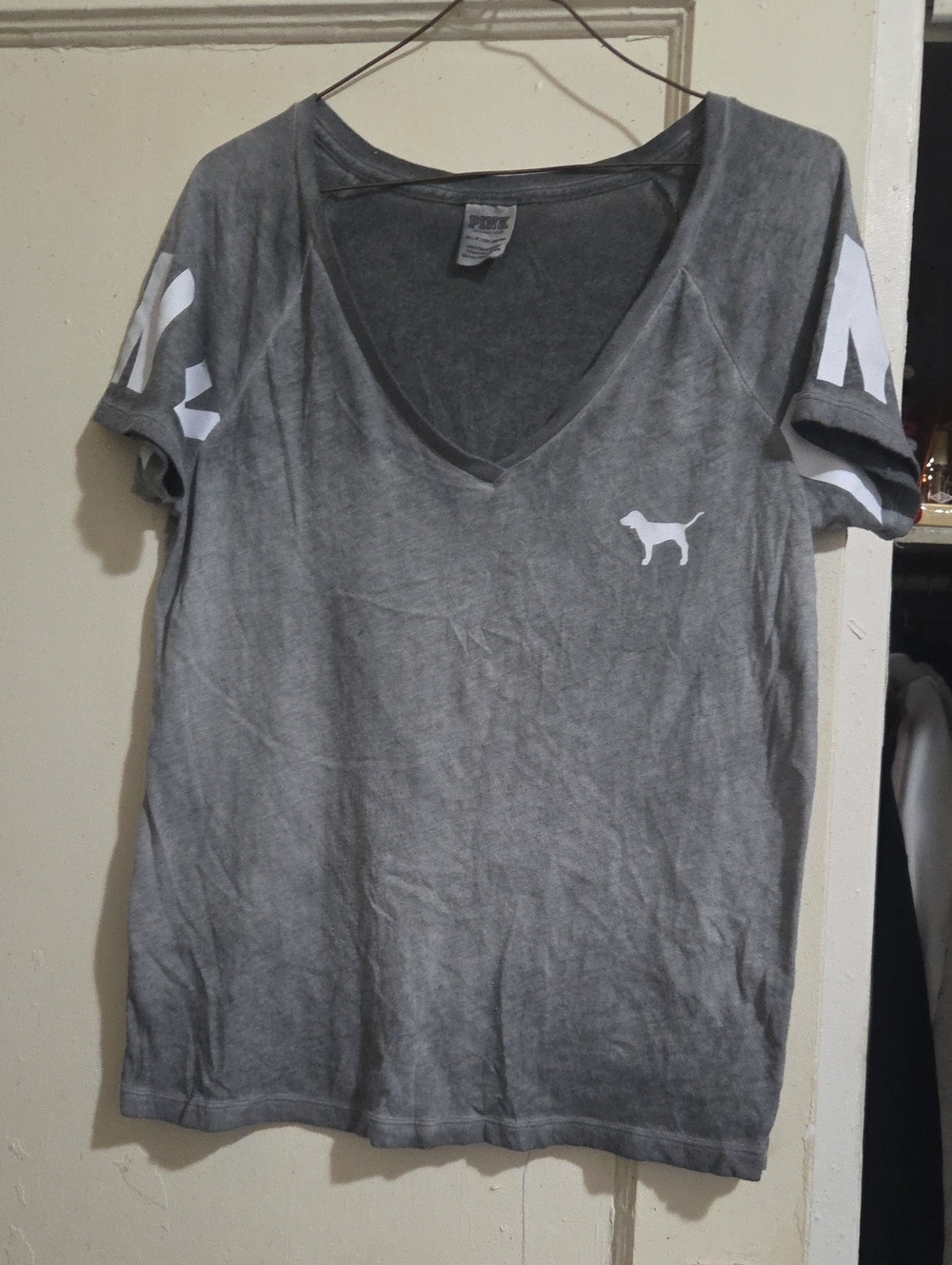 PINK Victoria's Secret Gray V-Neck Tee with White Dog Logo
